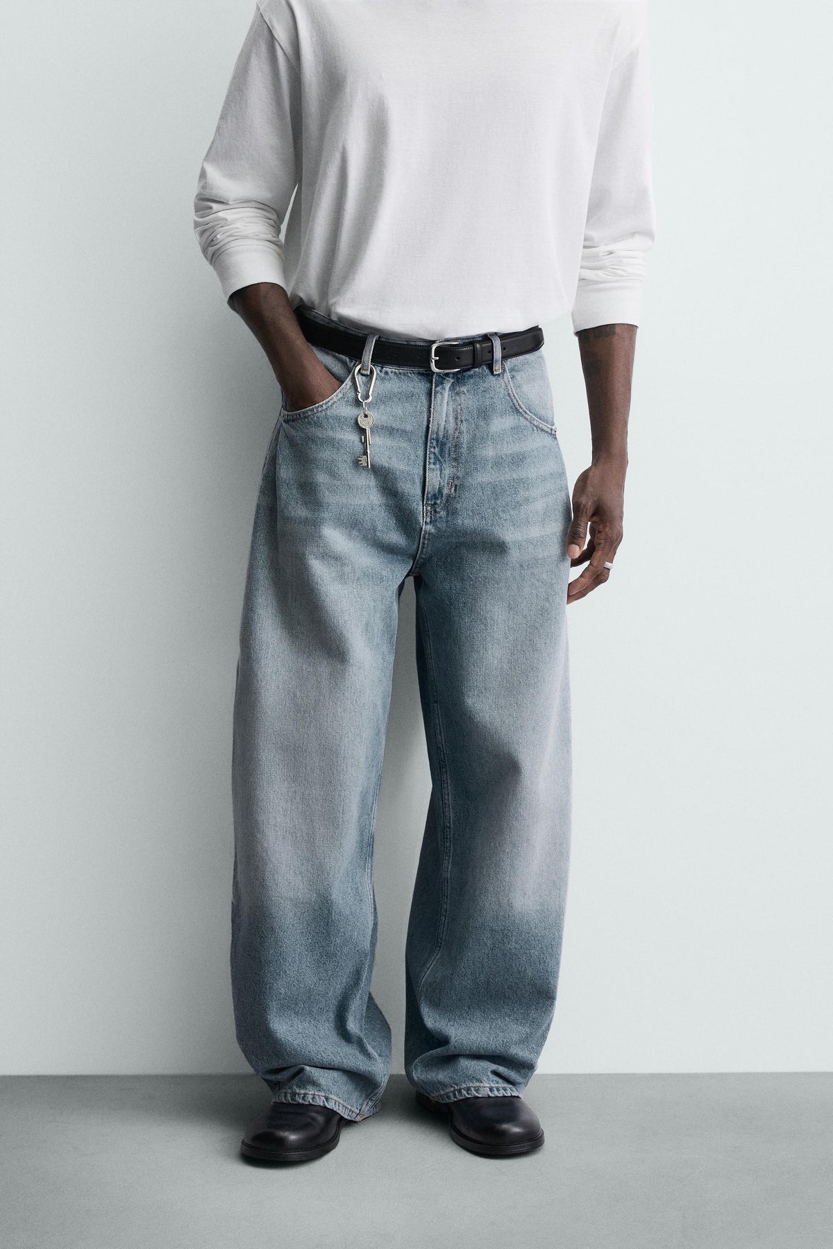 Jeans mit Ballonfalten