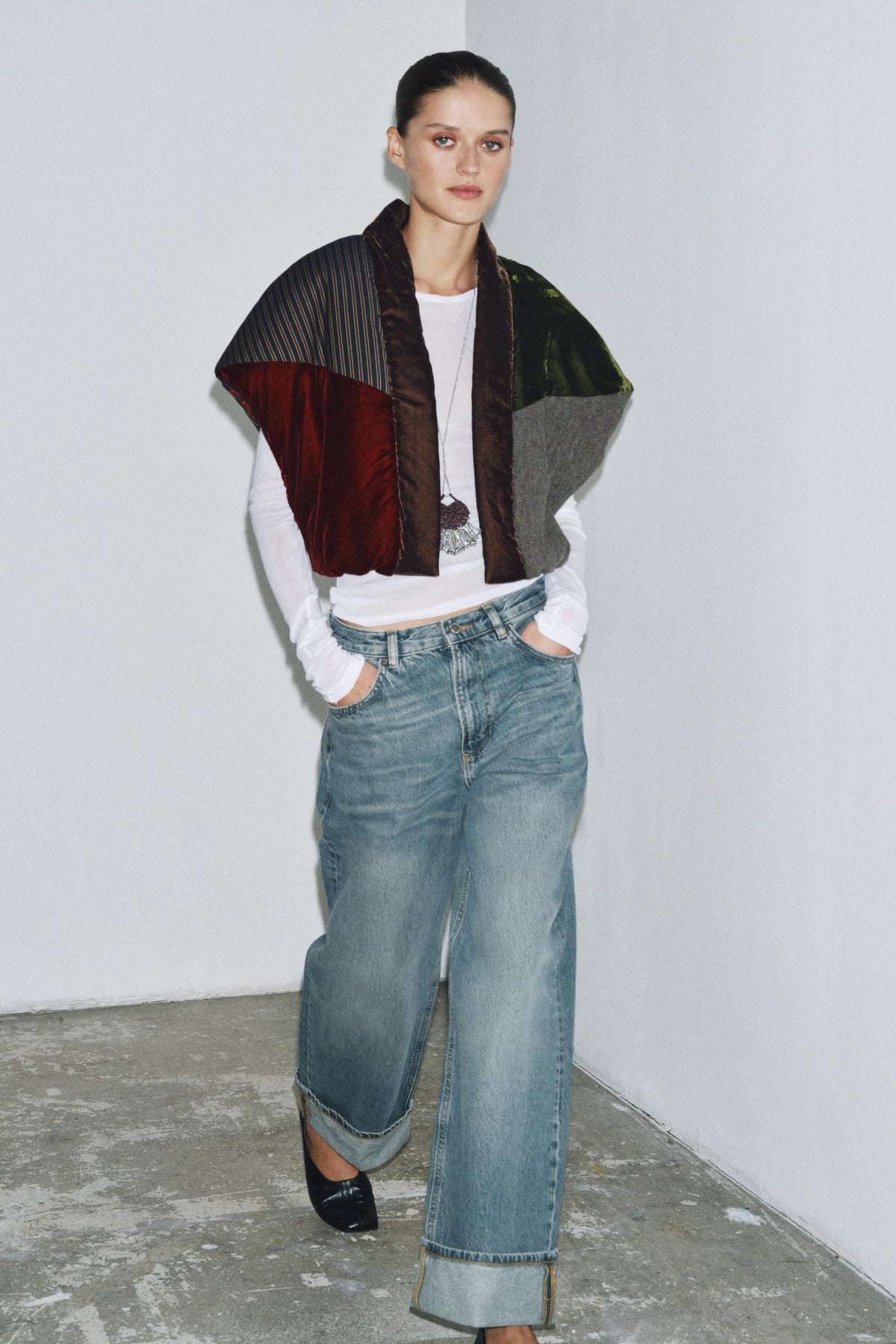 Gesteppte Samtjacke mit Kontrastmuster