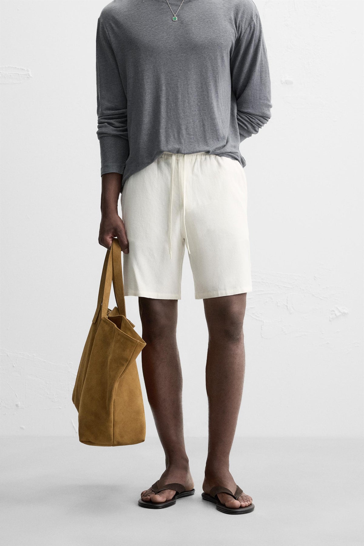 LINEN - VISCOSE BERMUDA SHORTS - Image 2