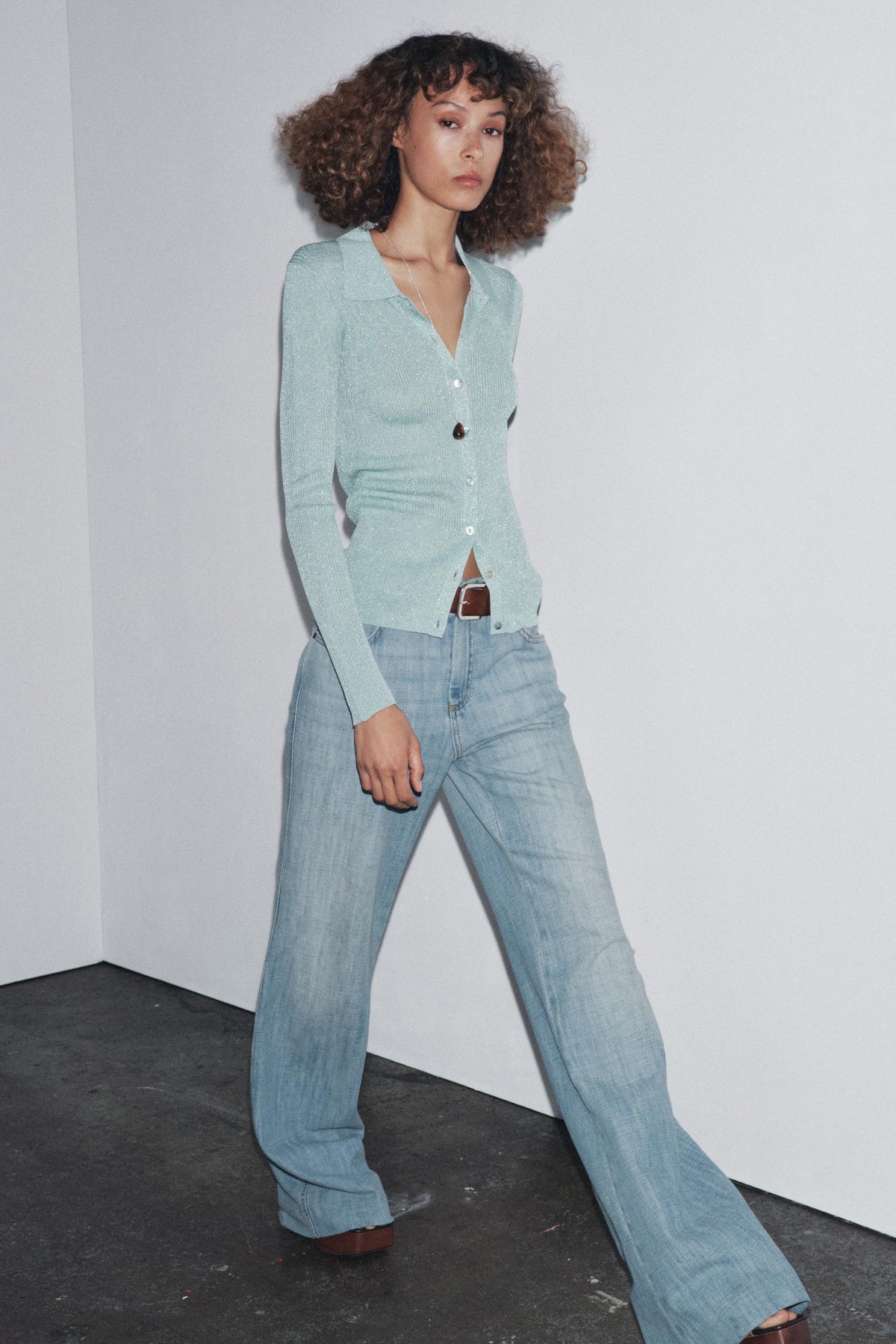 Strickjacke mit Metallic-Faden