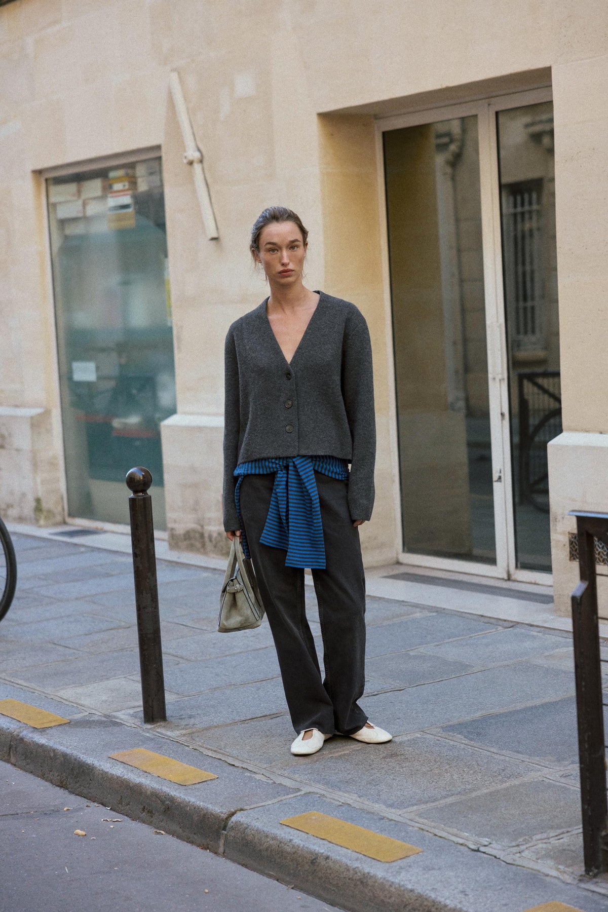 Cardigan mit V-Ausschnitt