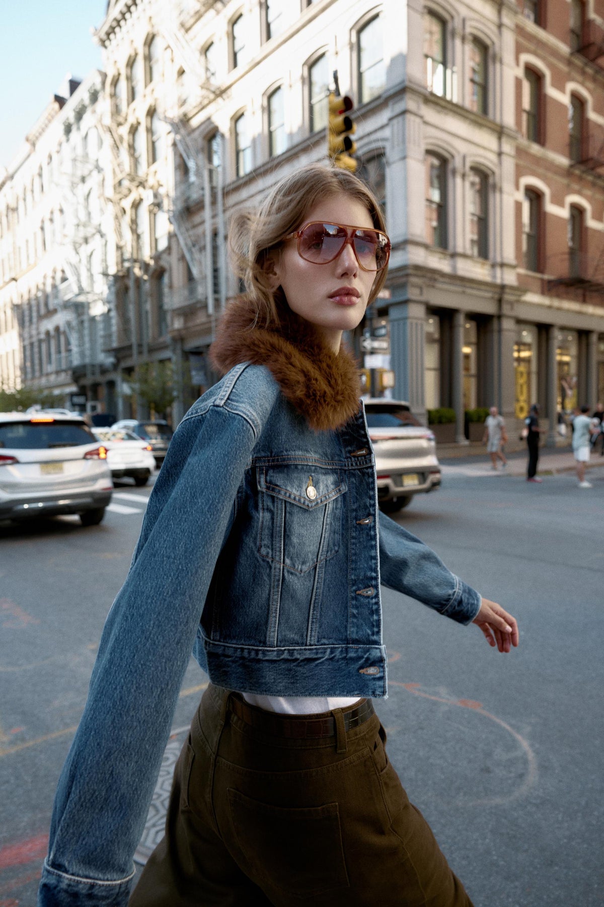 Jeansjacke mit Kunstpelz