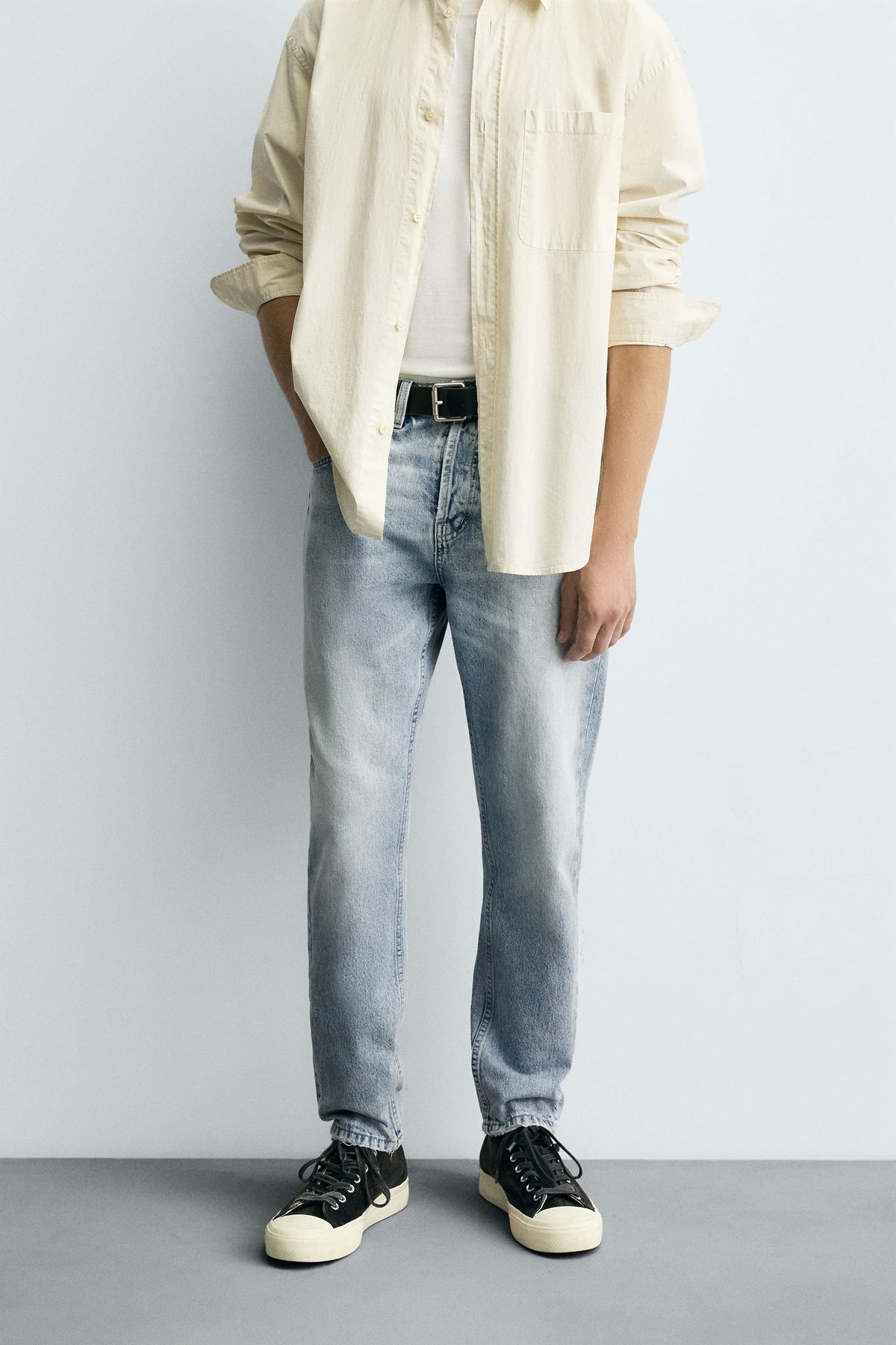 SLIM FIT CROPPED JEANS - Image 2