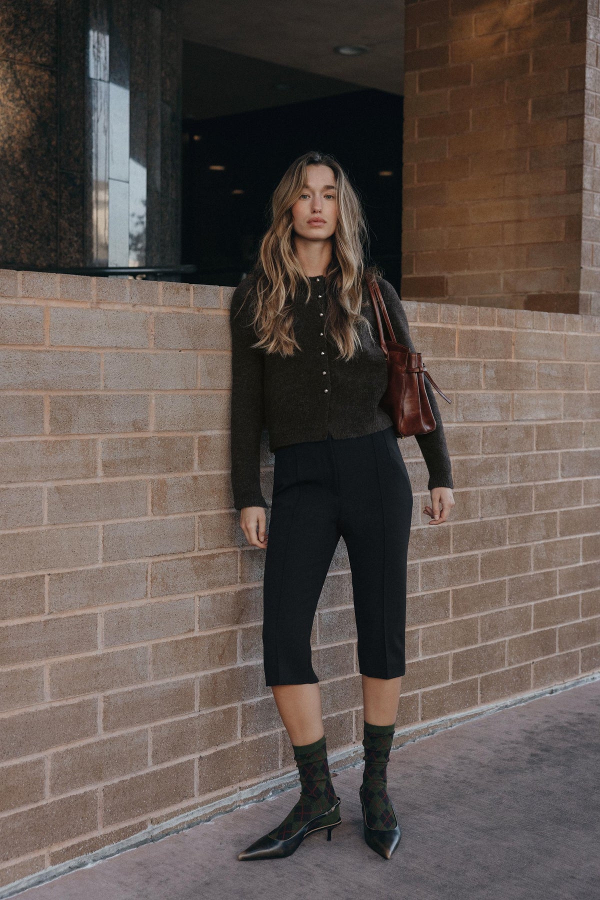 Strickjacke mit Kugelknöpfen