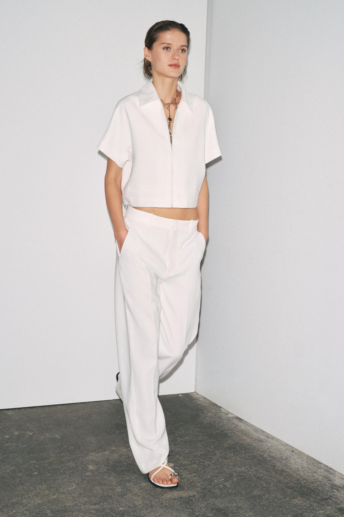 Kurze modische Jacke