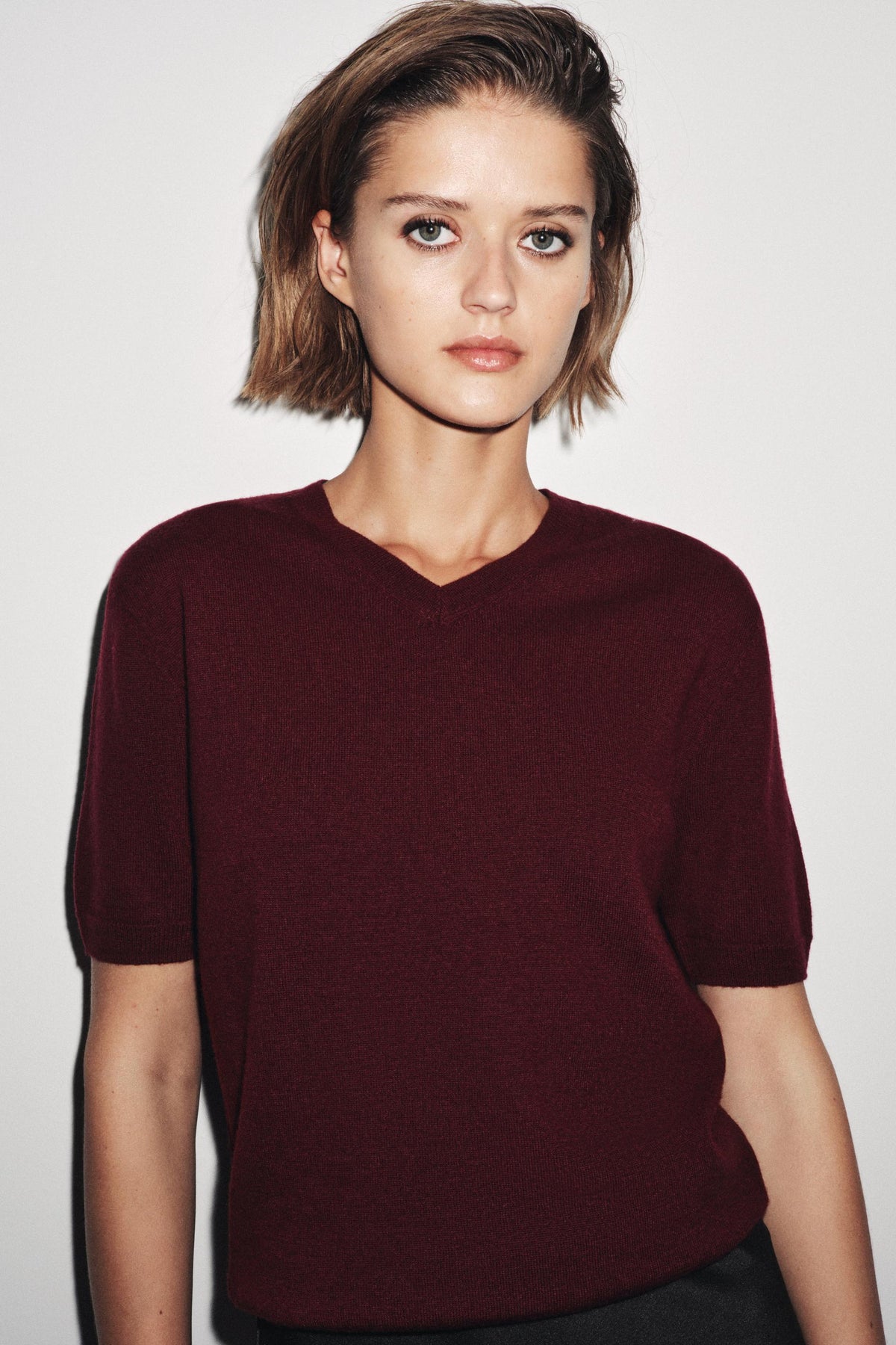 Kurzer Wollstrickpullover