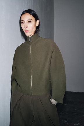 Strickjacke mit Reißverschluss