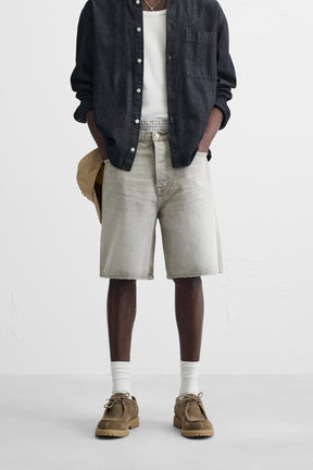 STRAIGHT-LEG DENIM BERMUDA SHORTS - Image 2