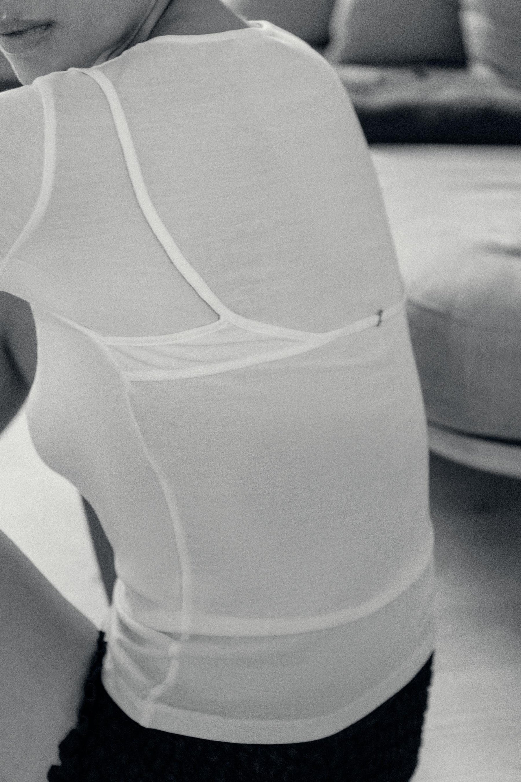 Lyocell-T-Shirt mit Rücken