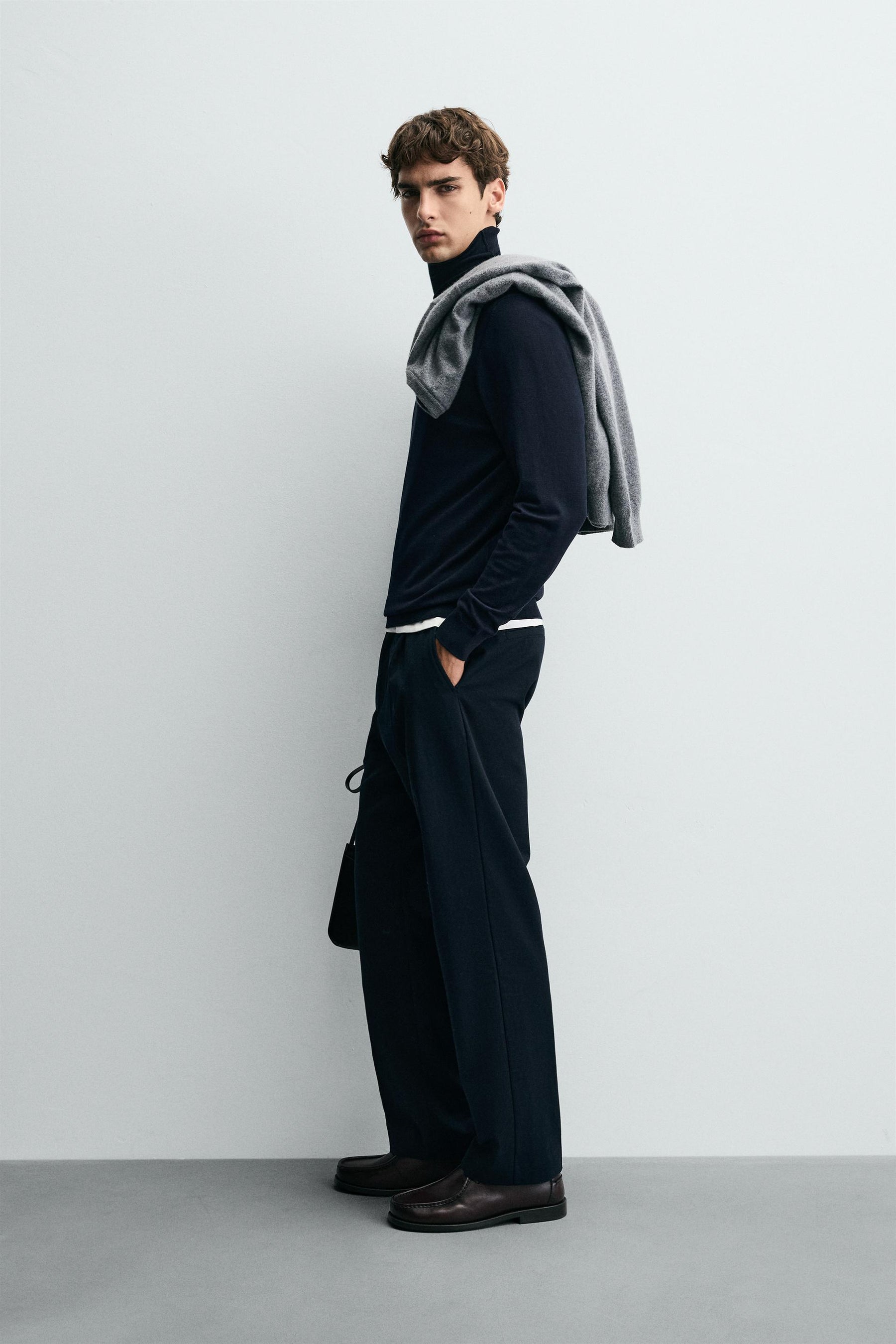 Klassischer Rollkragenpullover