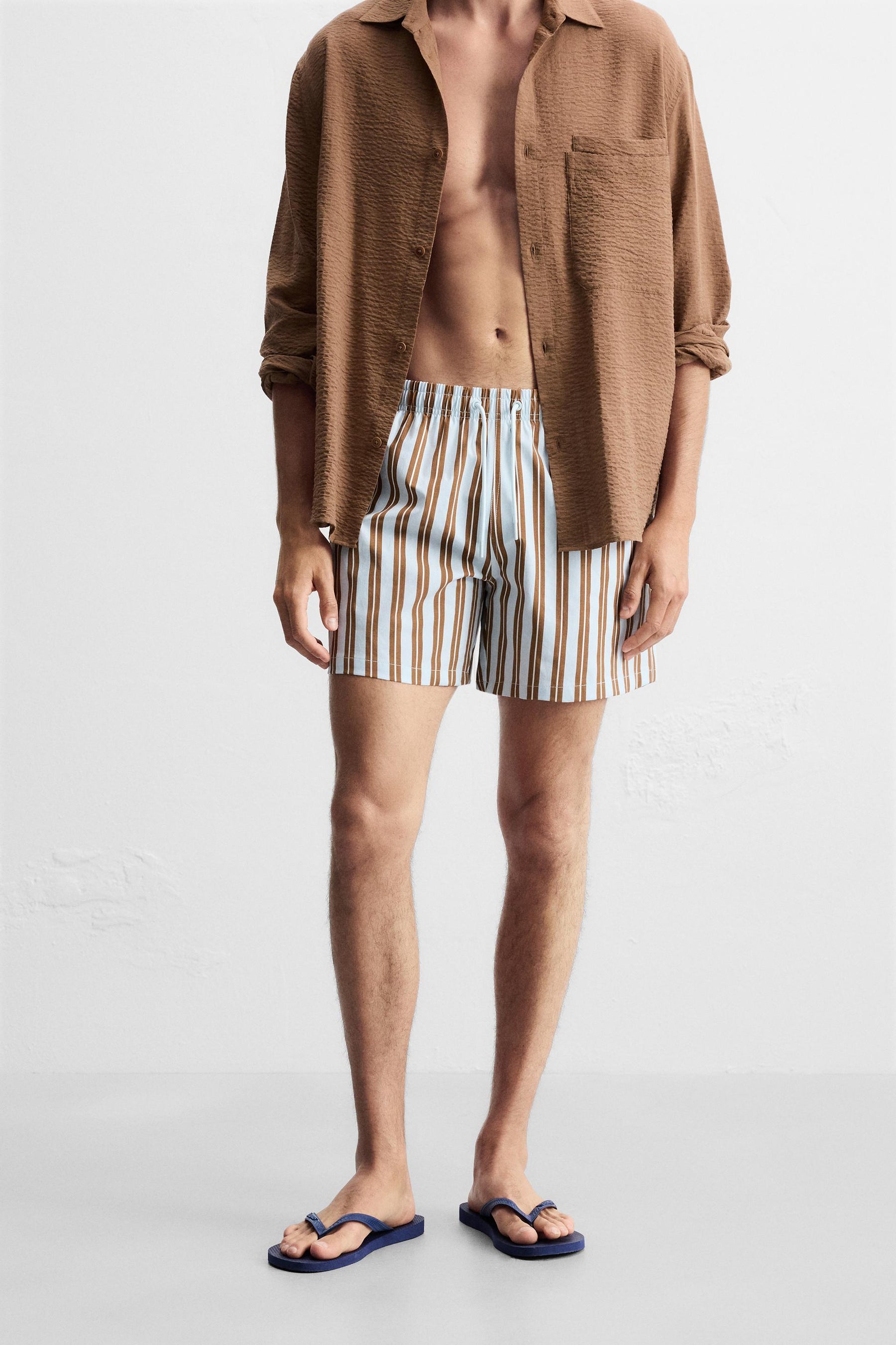 STRIPED MID-LENGTH SWIMMING TRUNKS - Image 3