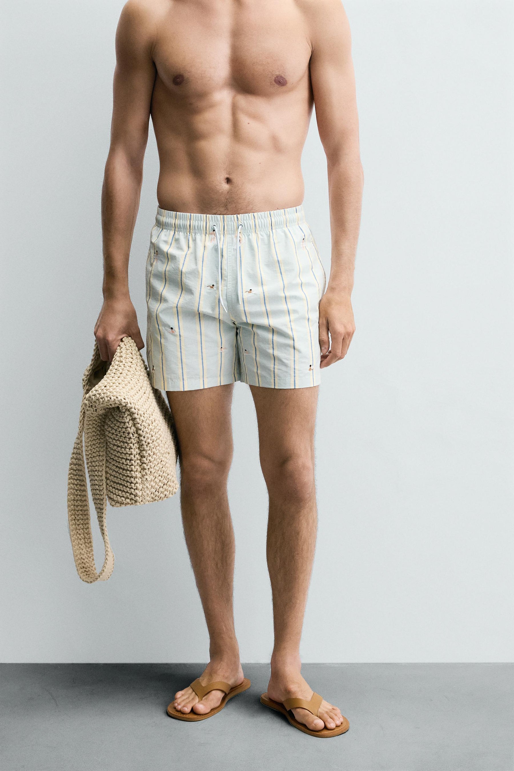 EMBROIDERED MID-LENGTH SWIMMING TRUNKS - Image 2