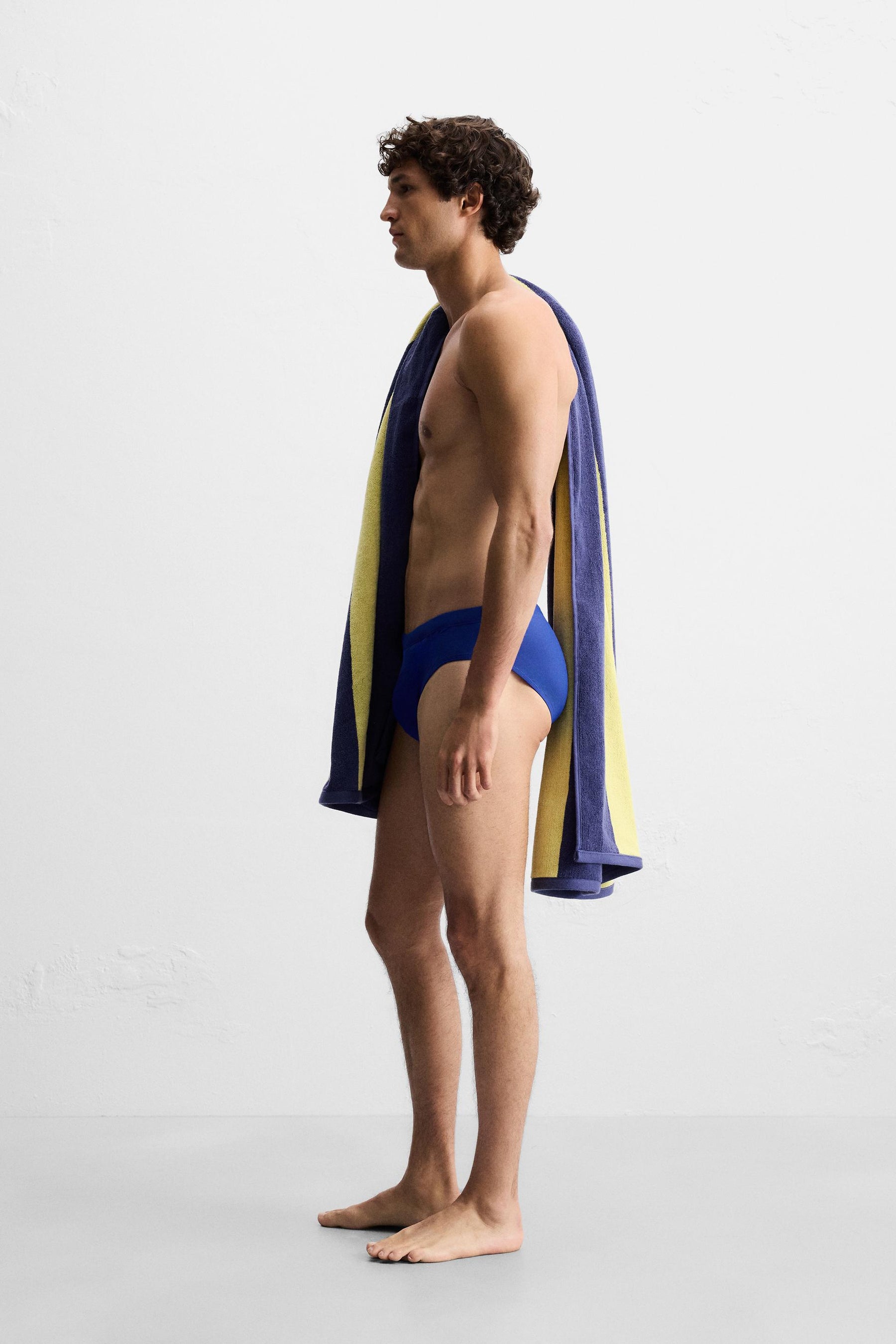 Badeshorts zum Hineinschlüpfen