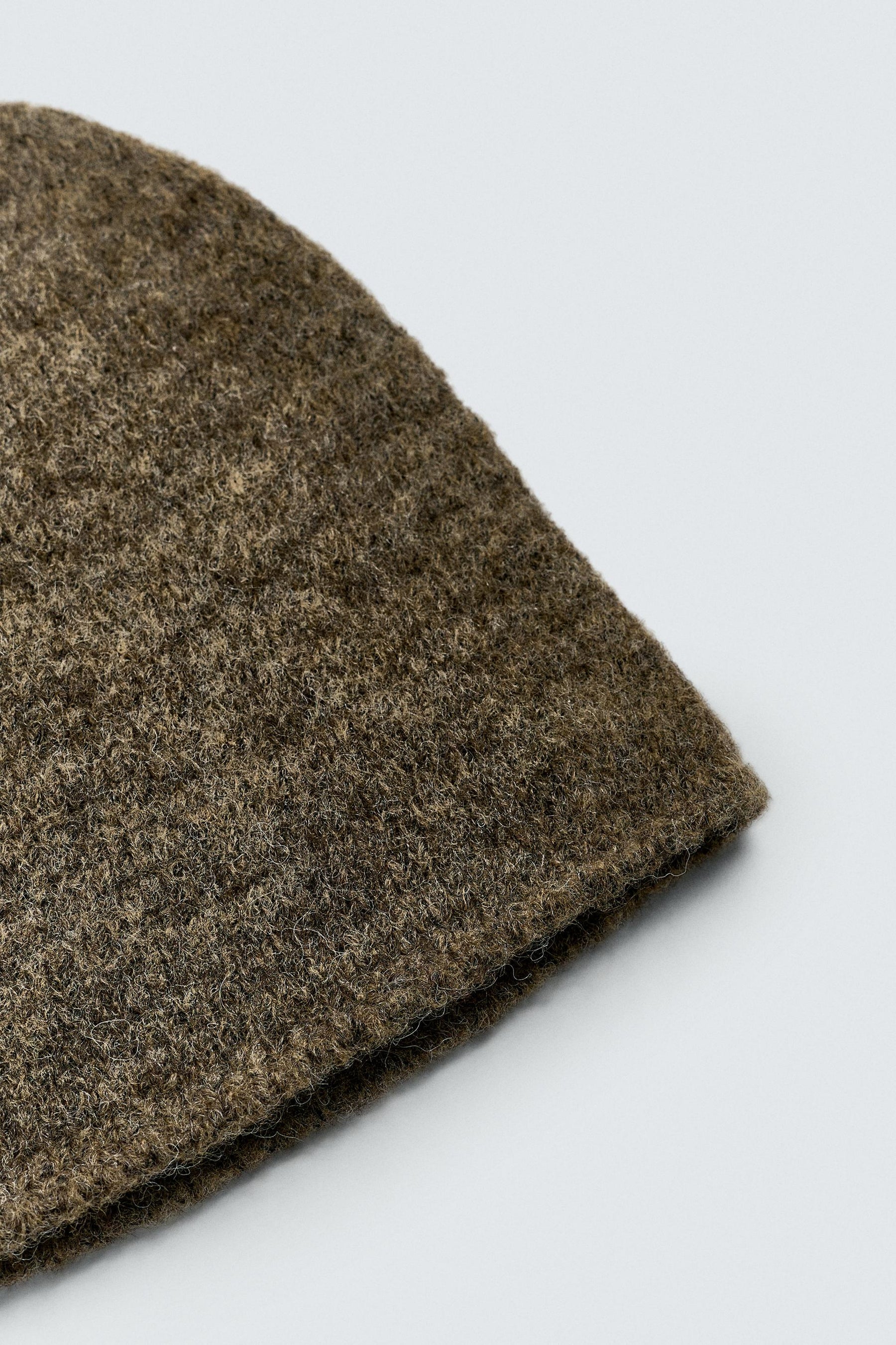 TEXTURED LIMITED EDITION BEANIE - Image 4