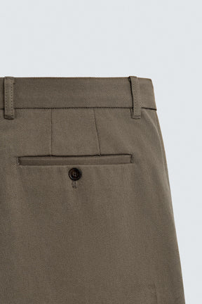 Strukturierte Strumpfhose mit geradem Bein