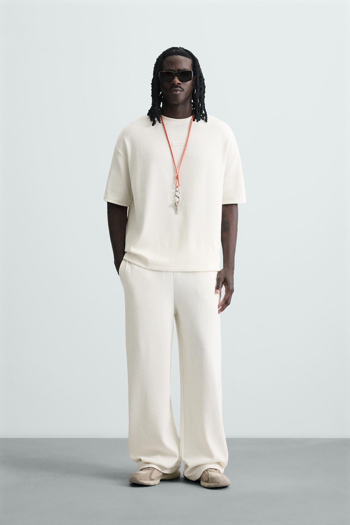 VERTICAL TEXTURE T-SHIRT - Image 1