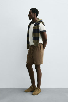 LYOCELL-COTTON RELAXED FIT BERMUDA SHORTS - Image 4