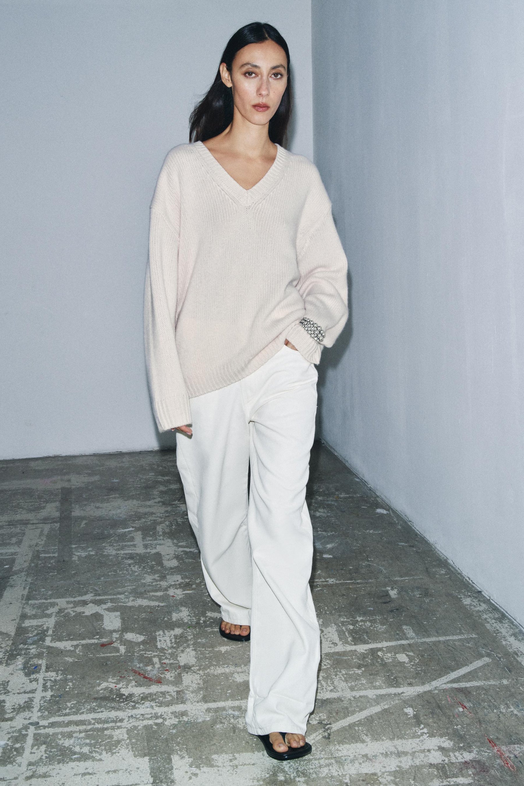 ÜBERGRÖSSERTER WOLL-KASCHMIER-PULLOVER