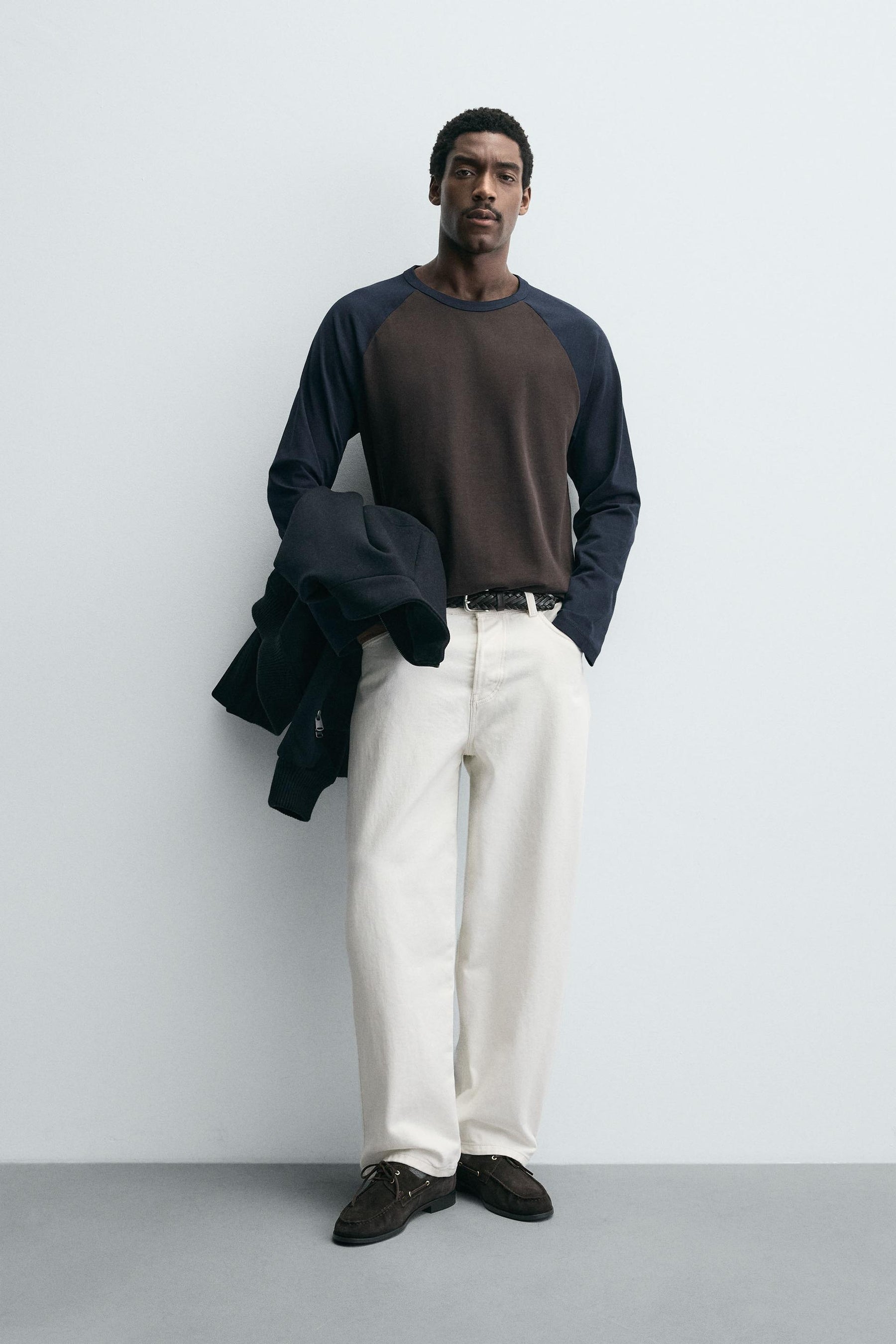 COLOUR BLOCK RAGLAN SLEEVE T-SHIRT - Image 1