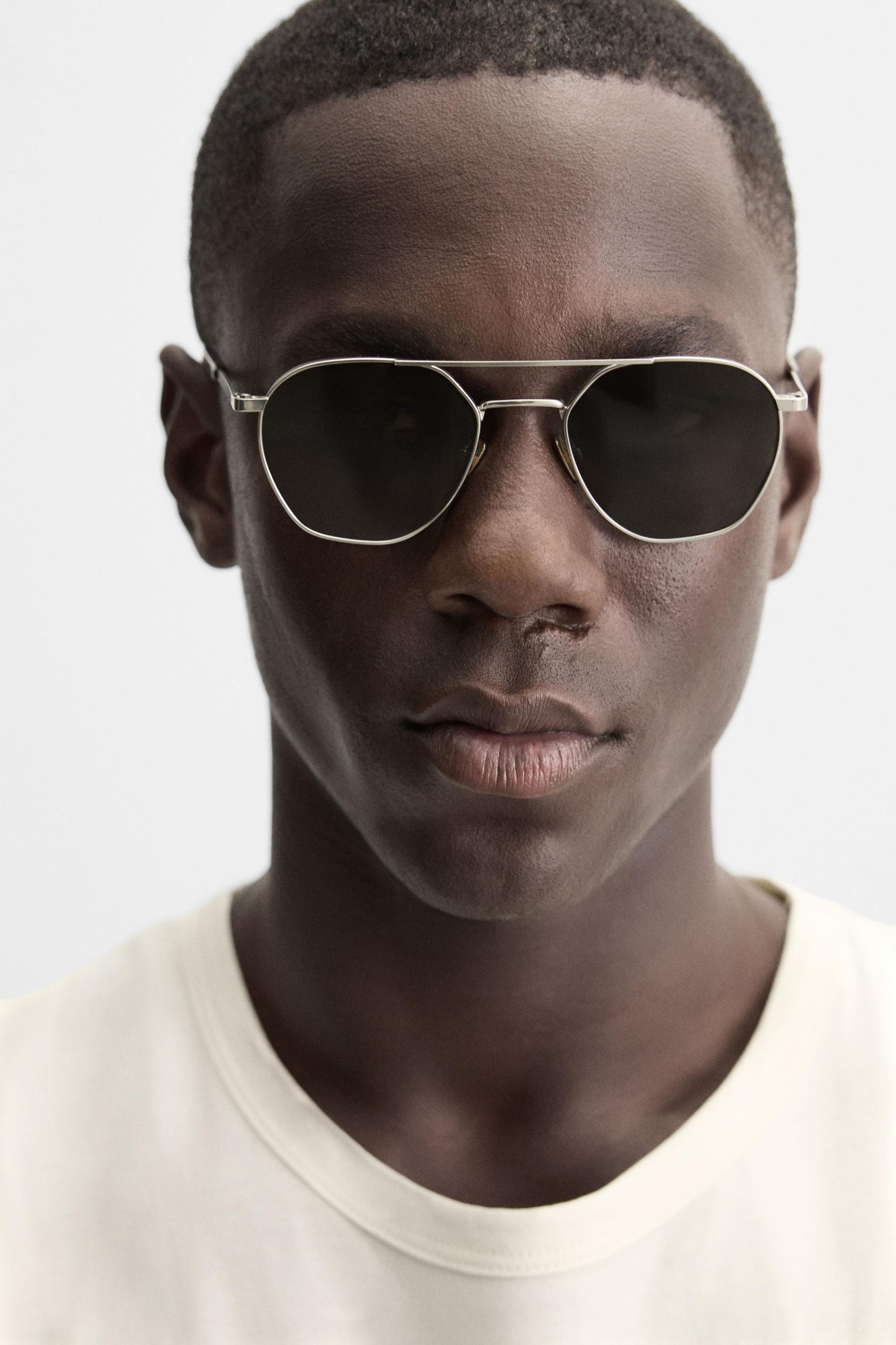 BASIC LIGHTWEIGHT T-SHIRT - Image 5