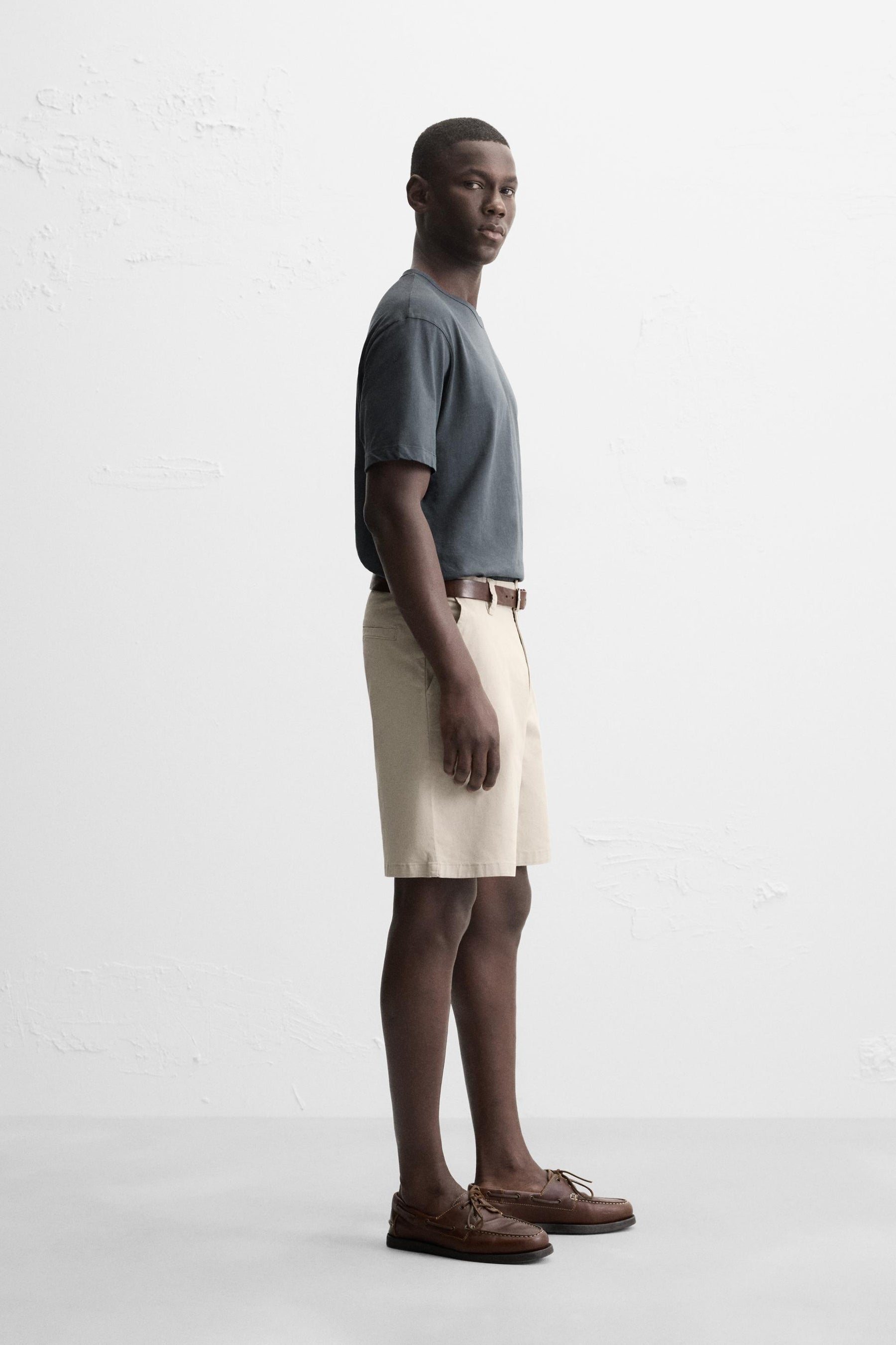 BASIC LIGHTWEIGHT T-SHIRT - Image 4