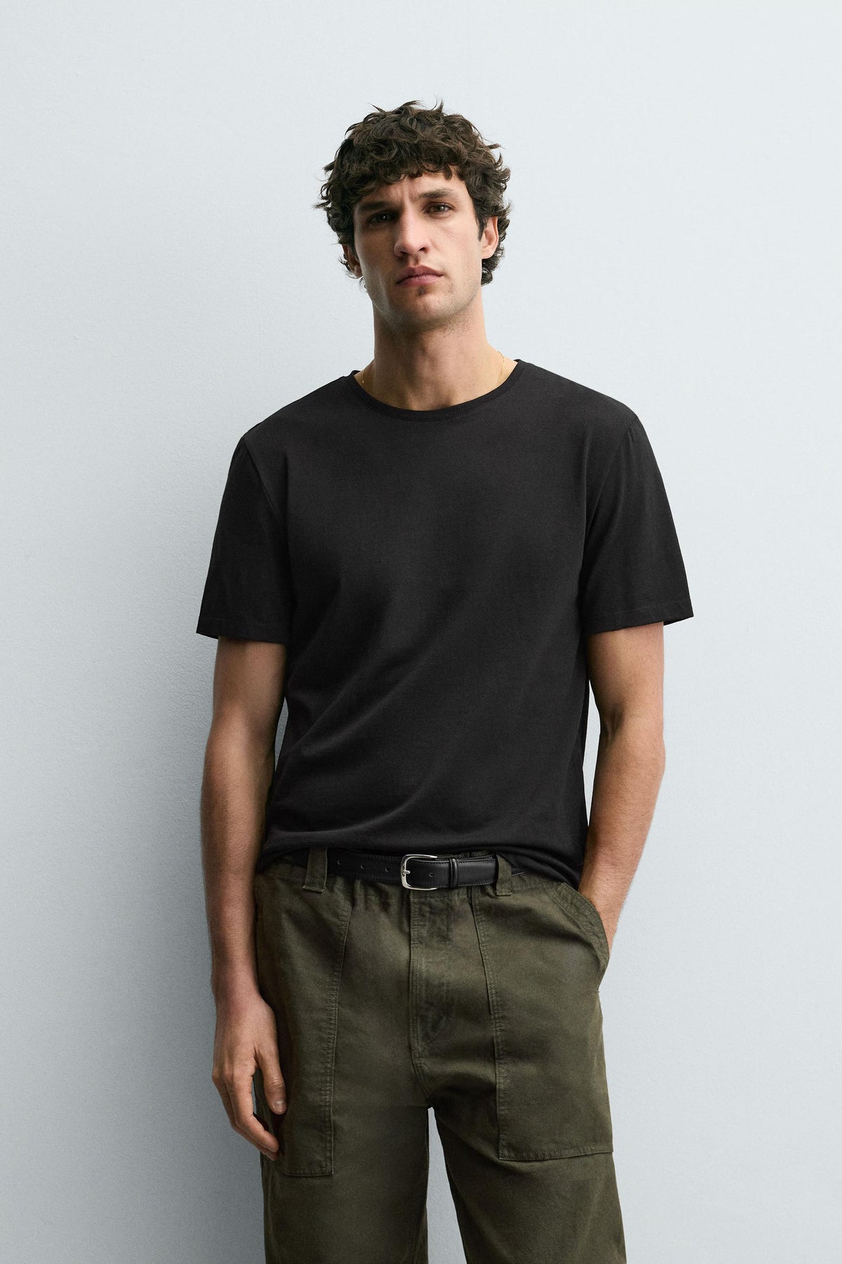 BASIC SLIM FIT T-SHIRT - Image 2