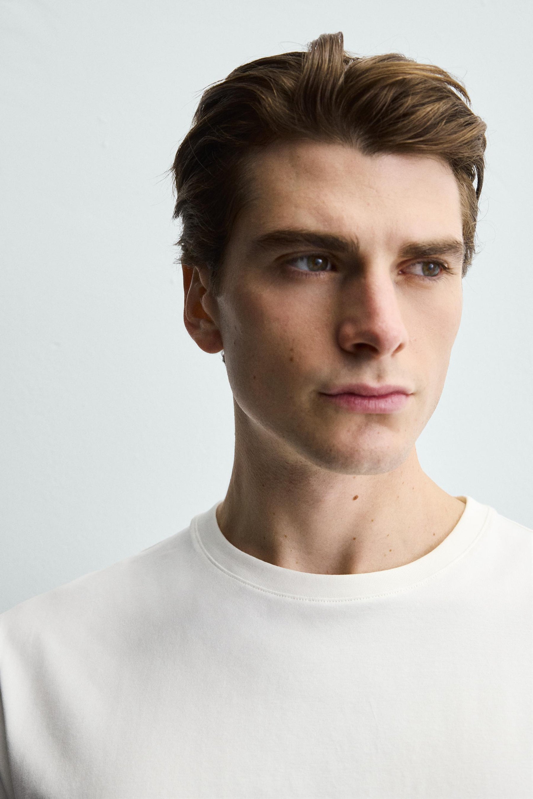 BASIC MEDIUM WEIGHT T-SHIRT - Image 5