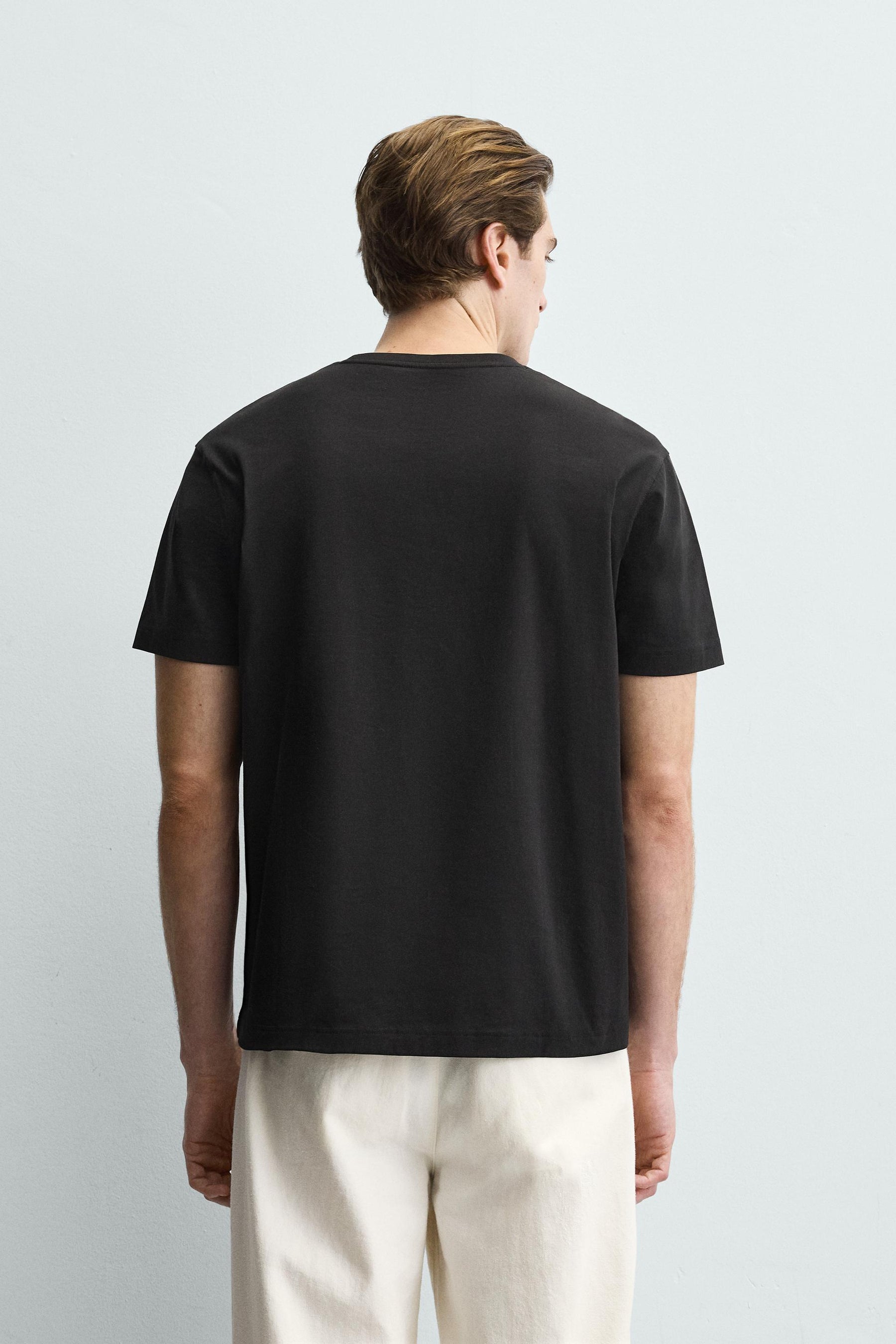 BASIC MEDIUM WEIGHT T-SHIRT - Image 3