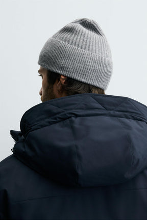 STRICKMÜTZE AUS WOLLMISCHGEWEBE