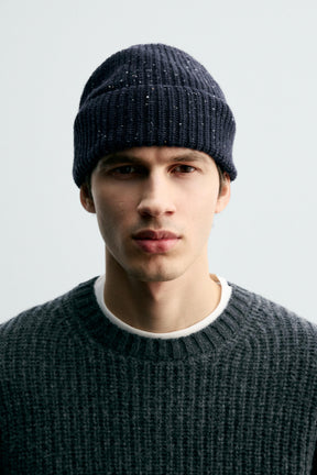 TEXTURED KNIT HAT WITH BOBBLES - Image 1