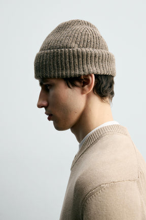 Strickmütze mit Struktur