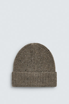 Strickmütze mit Struktur