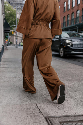 HOSE AUS WILDLEDERKUNST