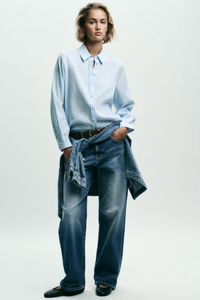 Weiches, fließendes Hemd