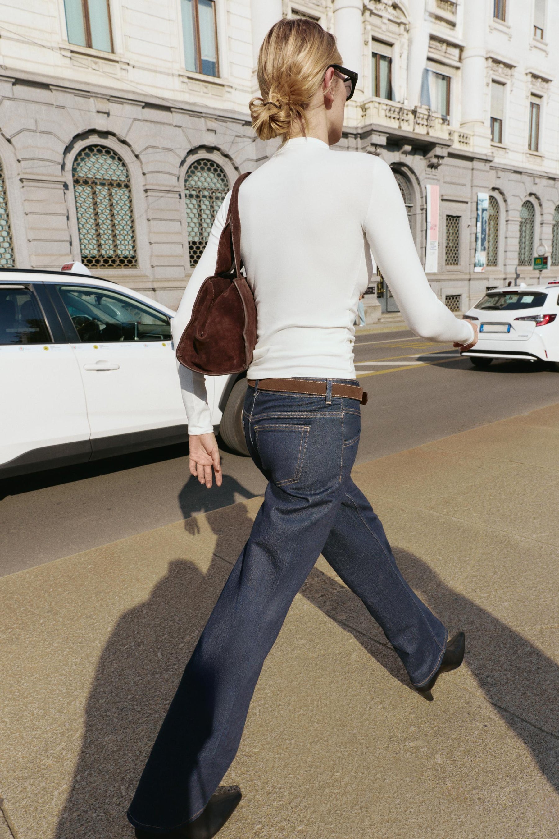 T-Shirt mit hohem Kragen