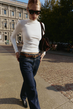 T-Shirt mit hohem Kragen