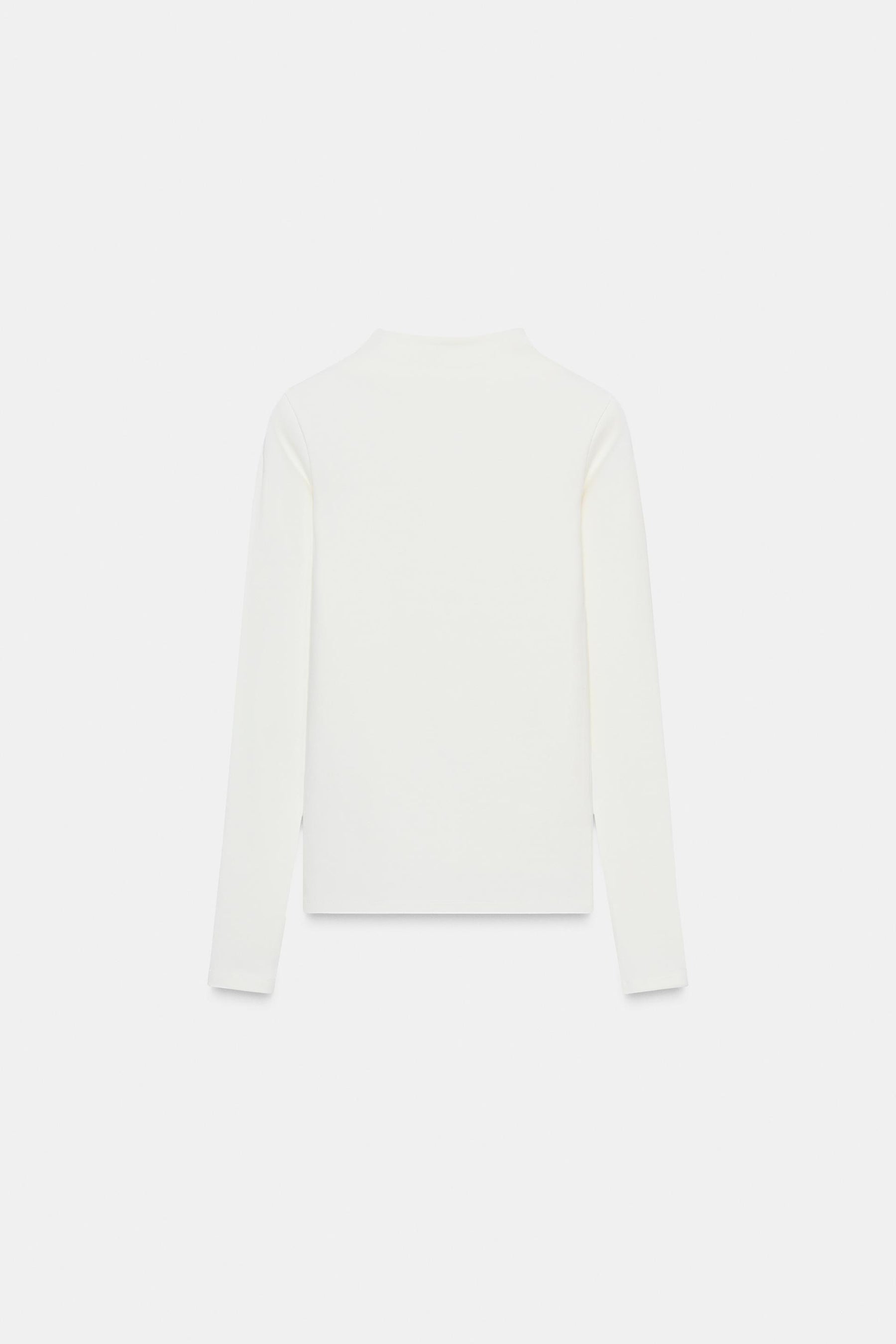 T-Shirt mit hohem Kragen