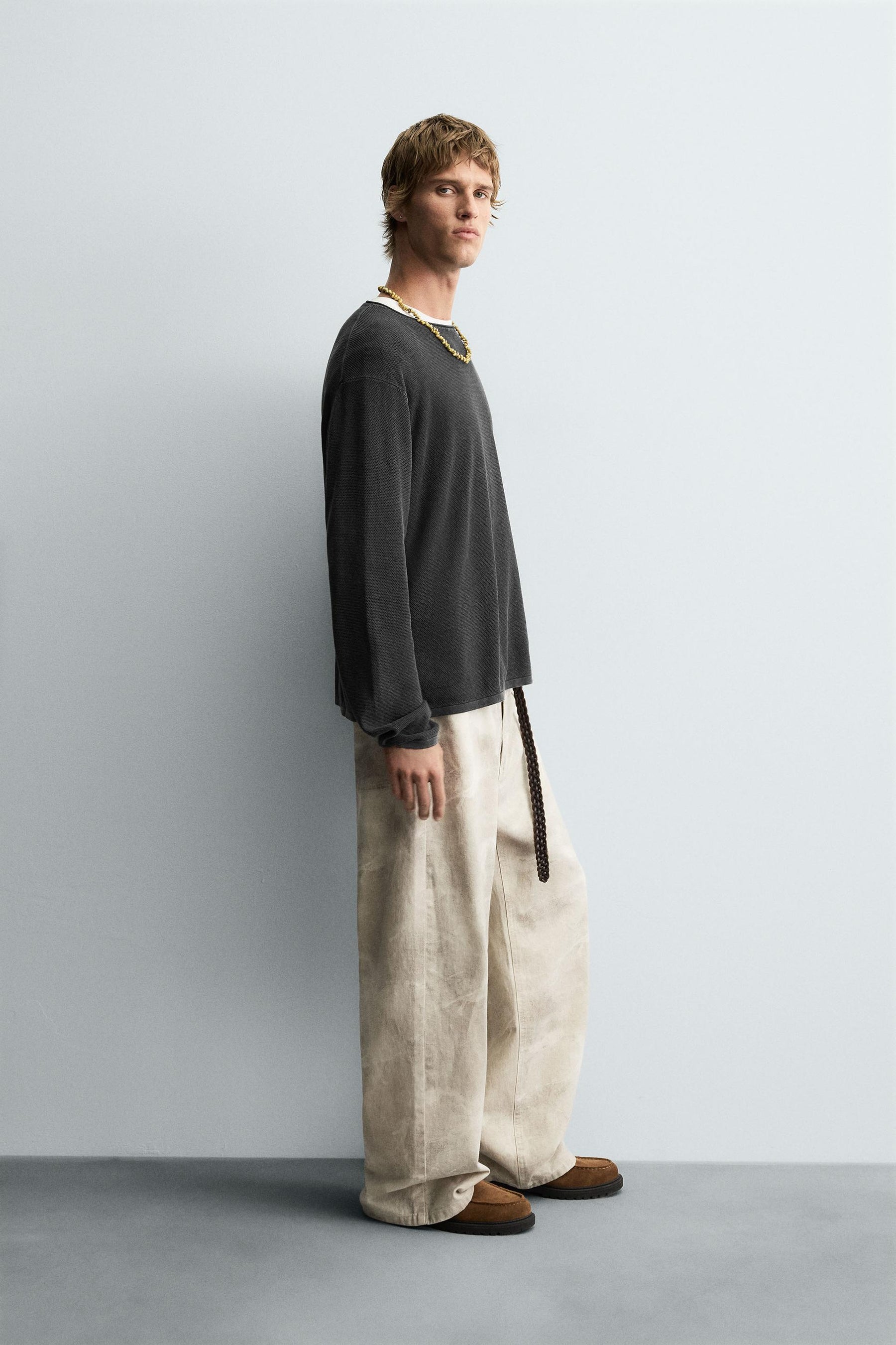 TEXTURED WASHED SWEATER - Image 4