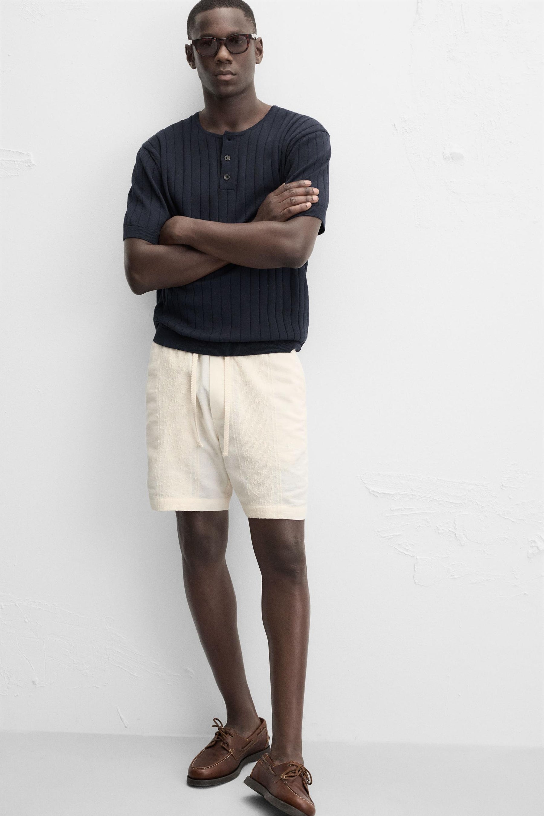 JACQUARD TEXTURED BERMUDA SHORTS - Image 6