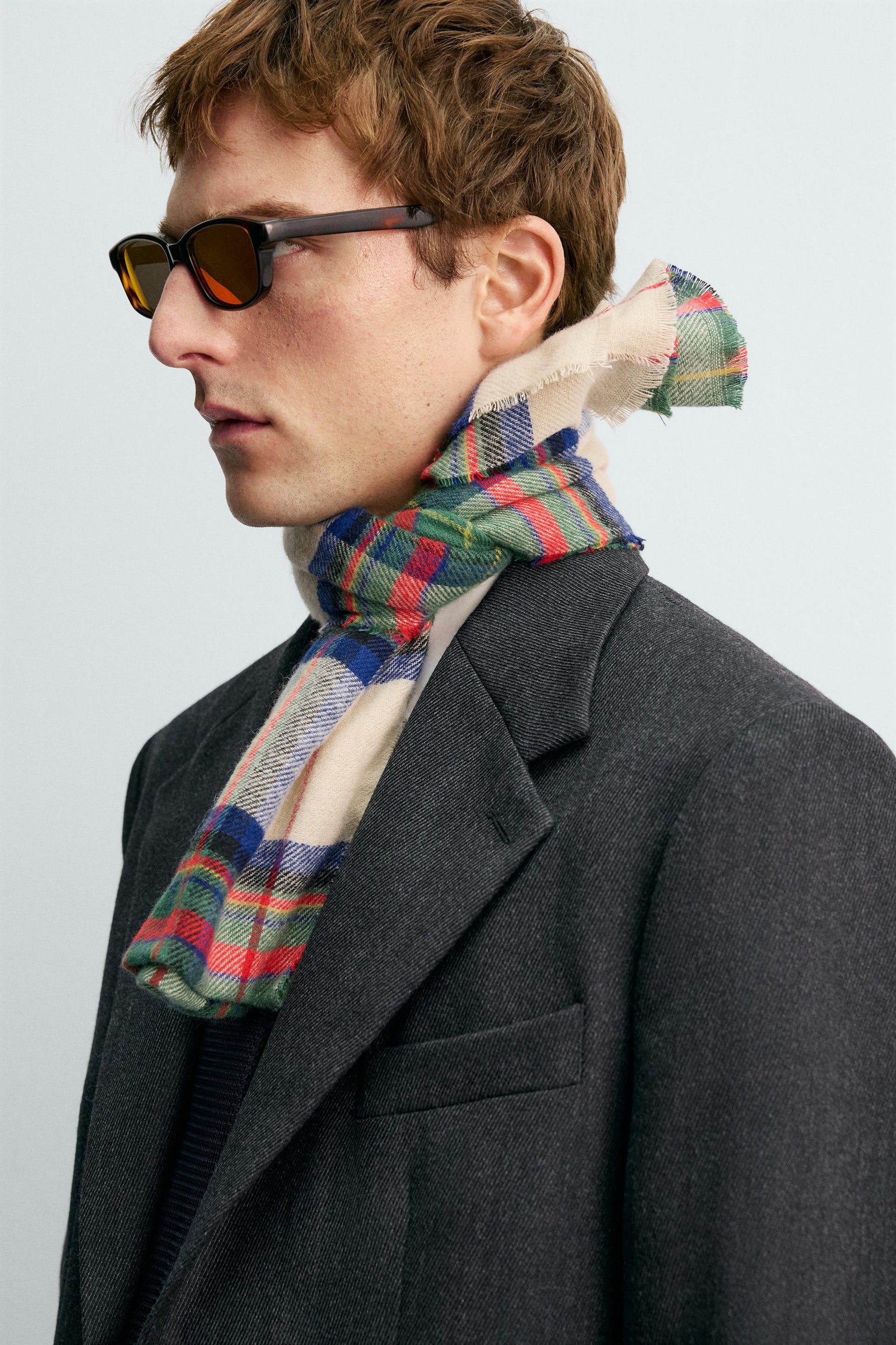 Übergroße modische Sonnenbrille