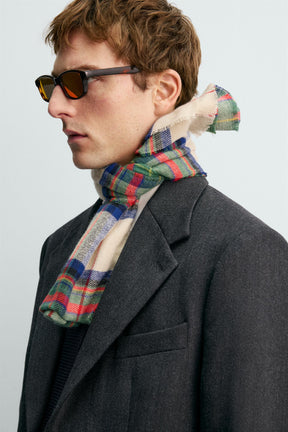 Übergroße modische Sonnenbrille