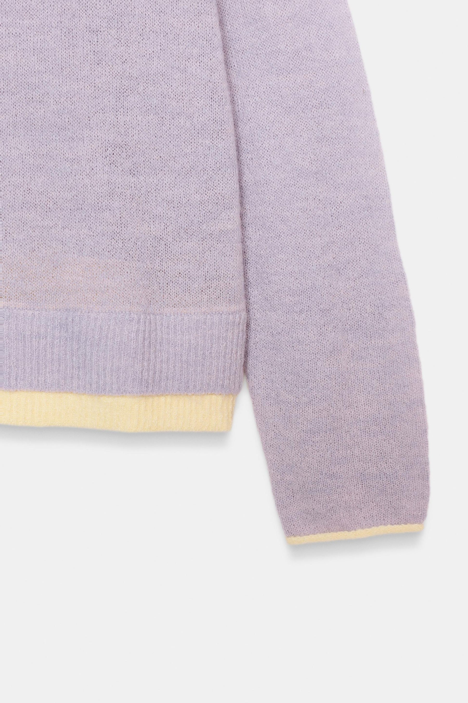 Strickpullover mit Borten