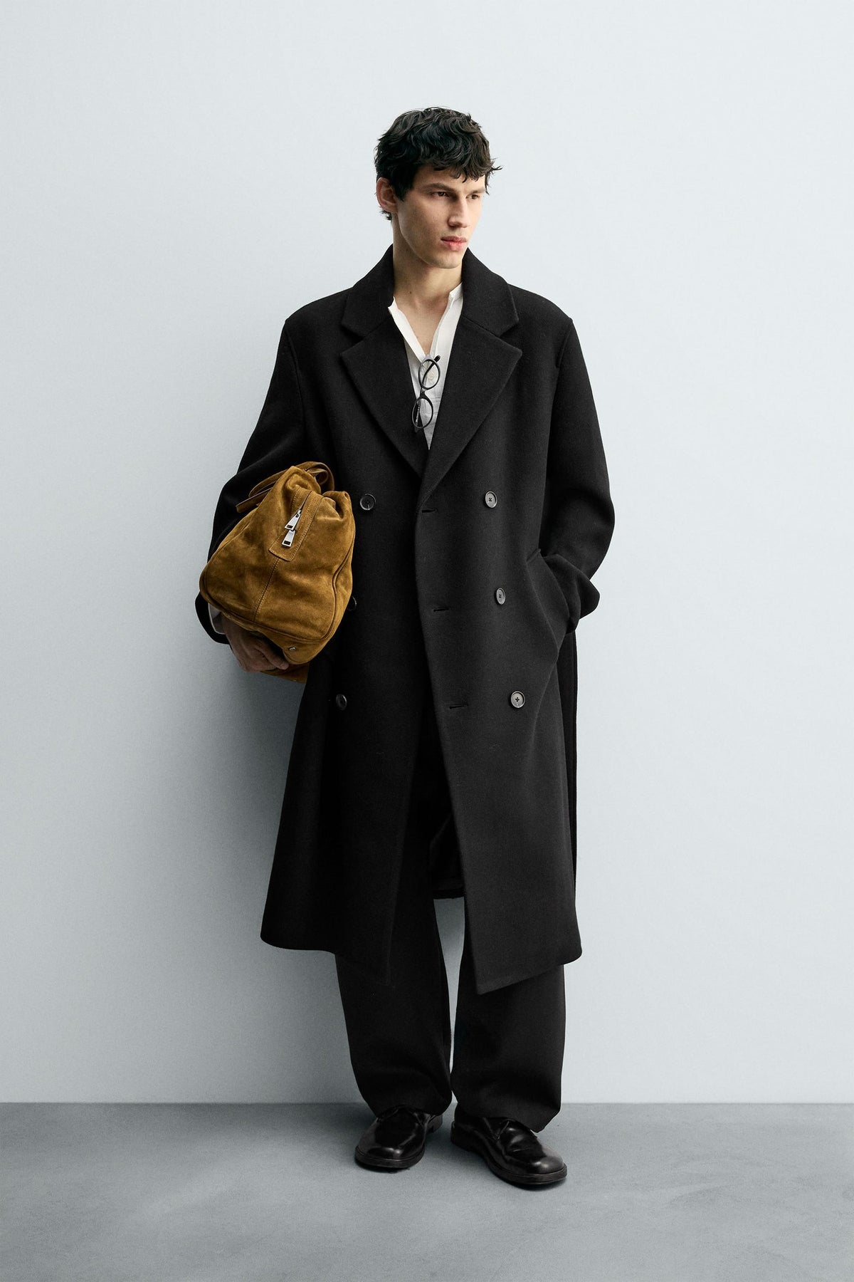 DOUBLE-BREASTED WOOL BLEND COAT WITH BELT - Image 1