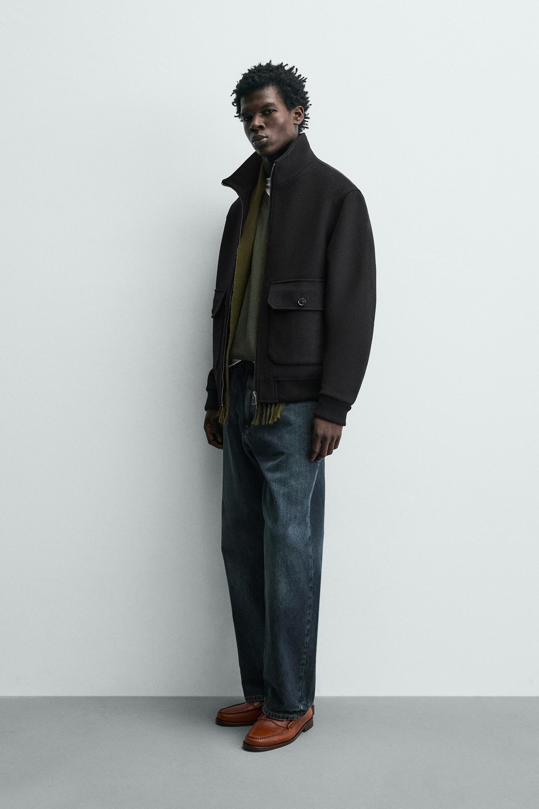 Normale Jacke mit Tasche