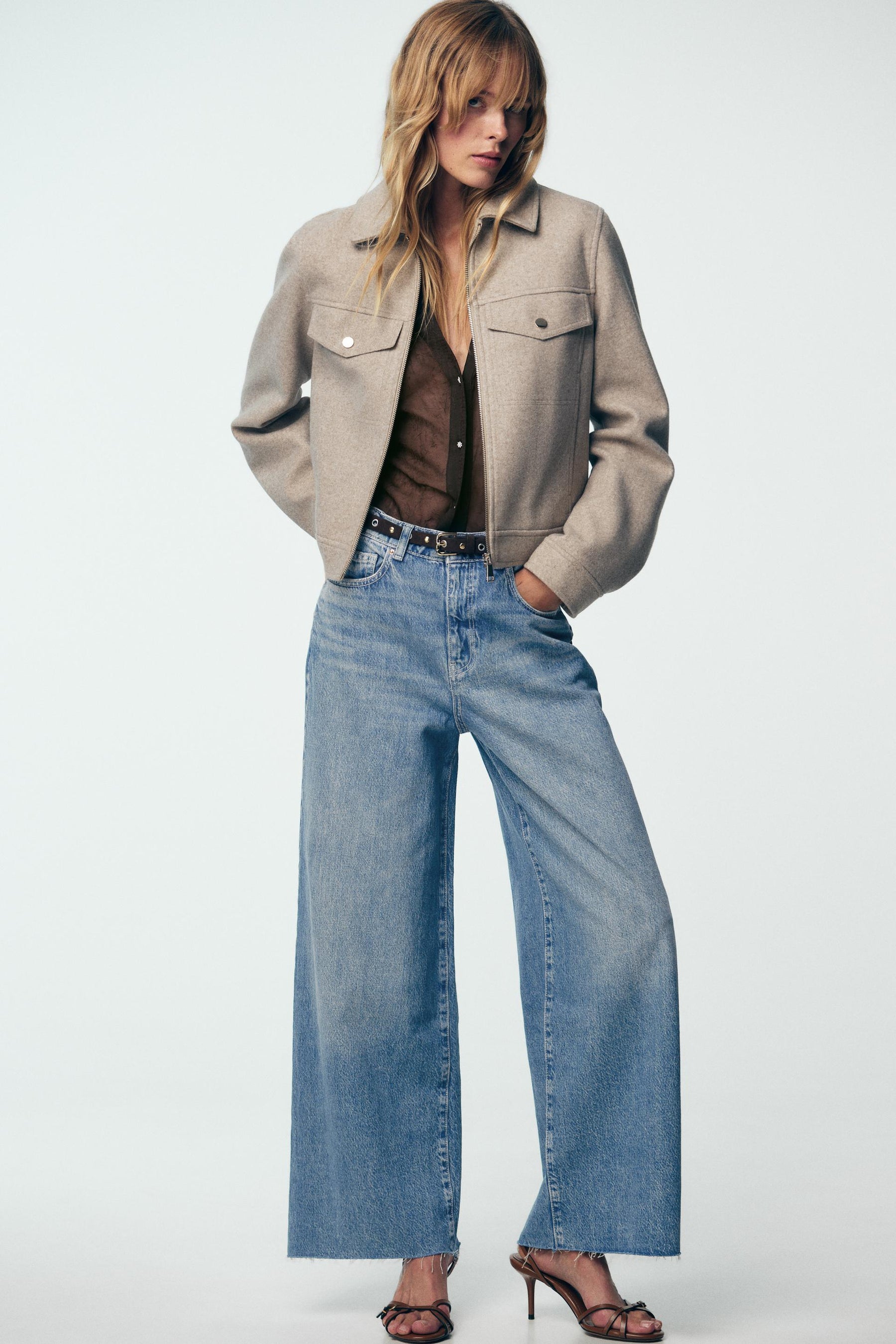 Modische Jacke mit weichem Reißverschluss