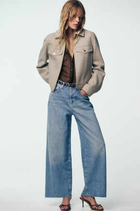 Modische Jacke mit weichem Reißverschluss