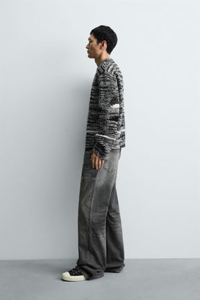 BOUCLÉ TEXTURED JUMPER - Image 4