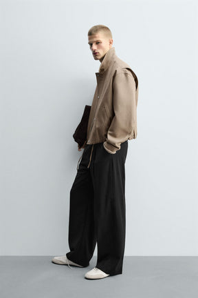 Kurze, isolierte Jacke 