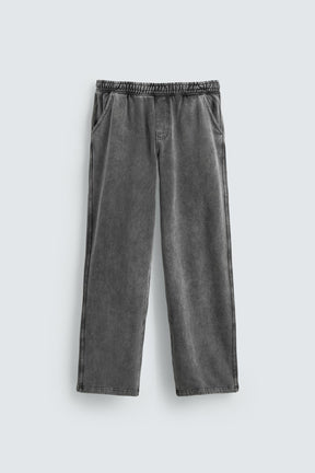 Gewaschene Jogginghosen