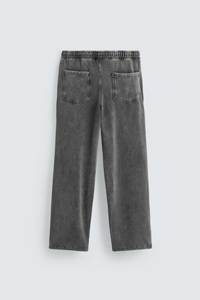 Gewaschene Jogginghosen